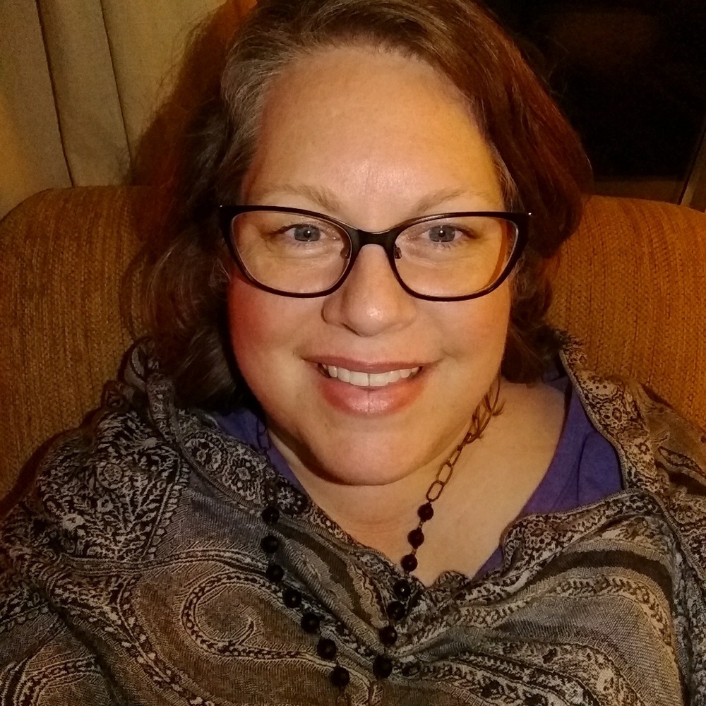 Meet your Posher, Stephanie